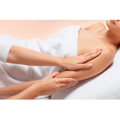 RELAXING BODY MASSAGE